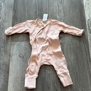 Bonds Soft Pink Ribbed Footie